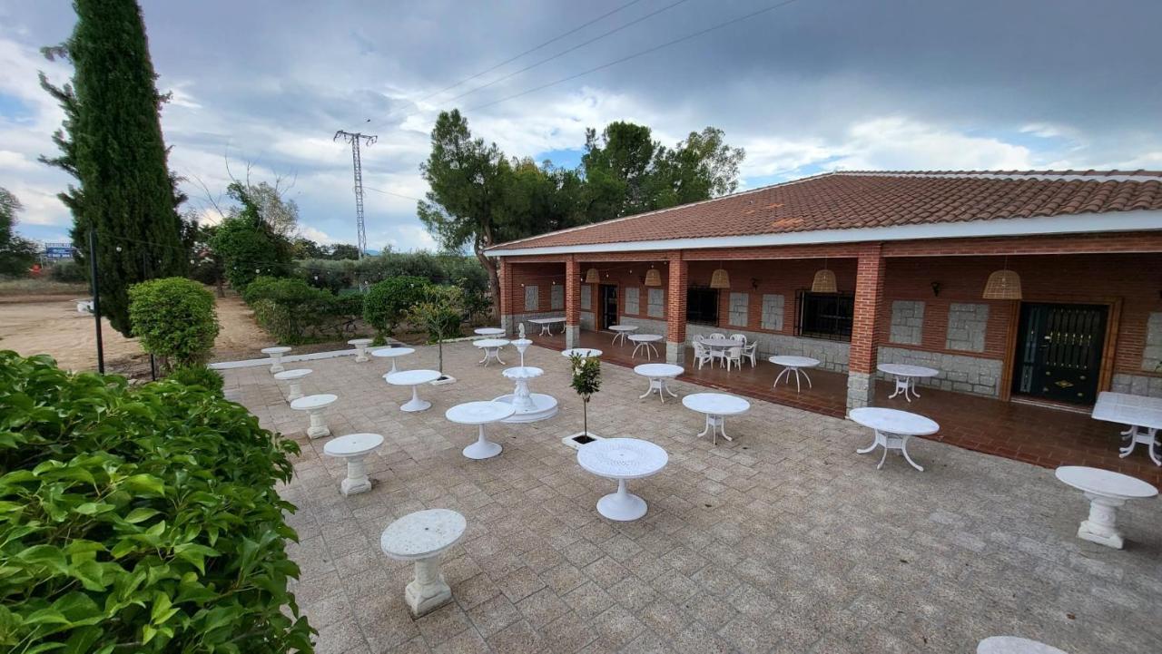 Hostal San Martín de Montalbán Exteriér fotografie